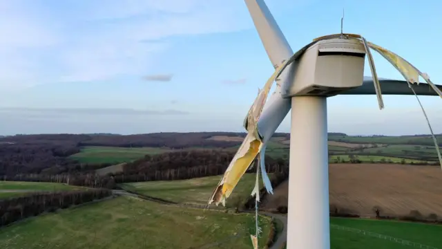 Broken turbine blade