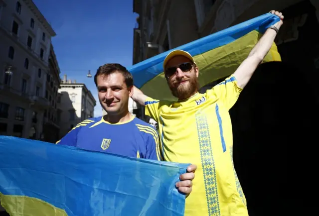 Ukraine fans