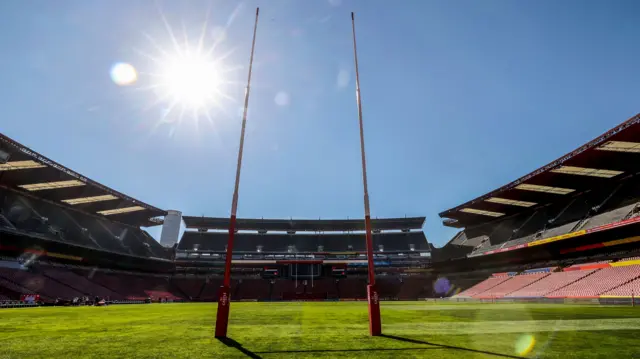 An empty, sunny Ellis Park