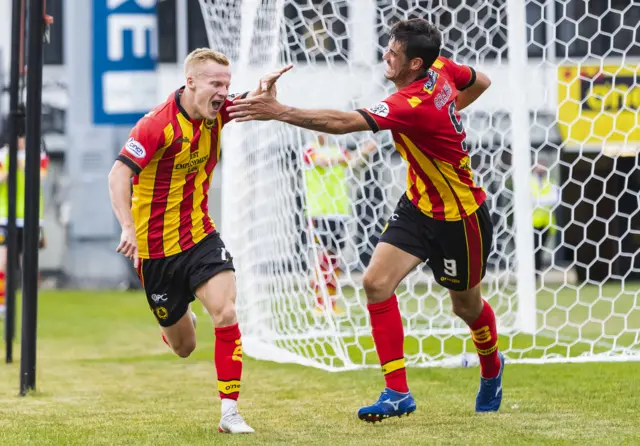 Scott Tiffoney celebrates making it 3-2 to Partick Thistle