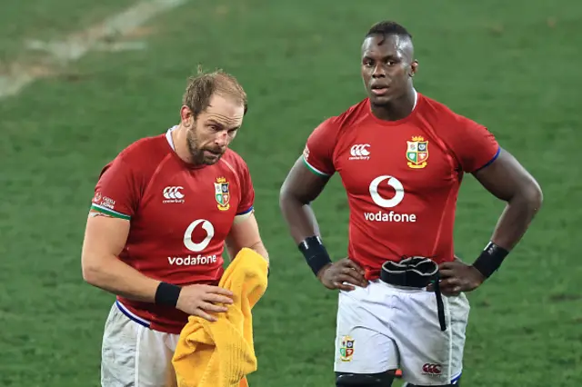 Alun Wyn jones and Maro Itoje dejected after second Test