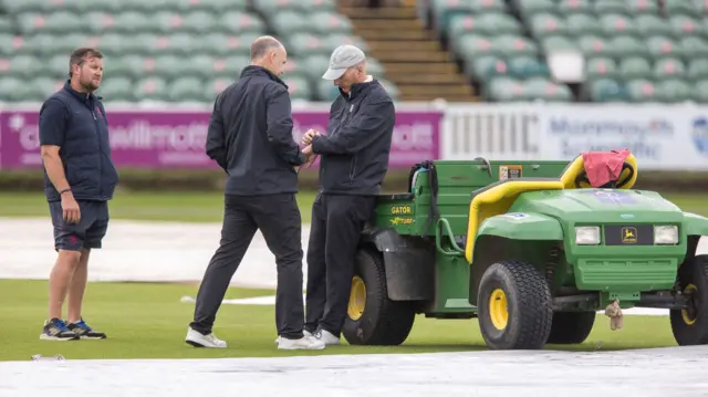 Somerset v Leicestershire