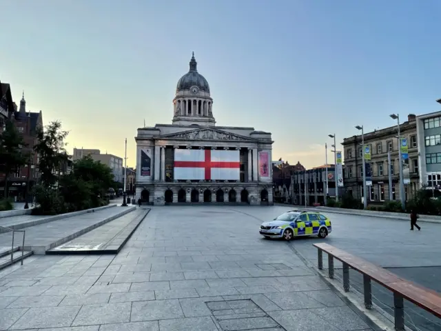 police car in market square