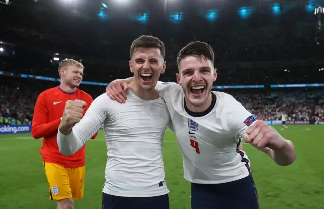 Declan Rice and Mason Mount celebrate making the Euros finals