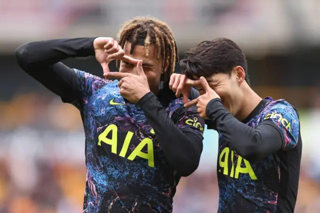 Dele Alli and Heung-Min Son celebrate