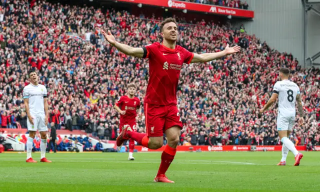 Diogo Jota celebrates