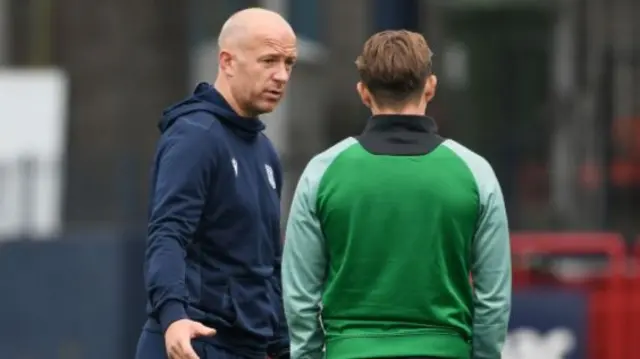 Dundee's Charlie Adam and Hibs' Scott Allan