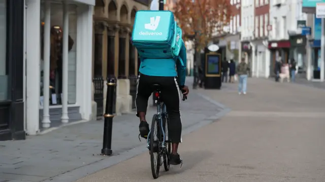 Deliveroo rider