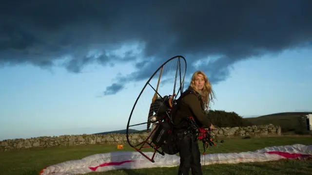 Sacha Dench flying and her electric paramotor