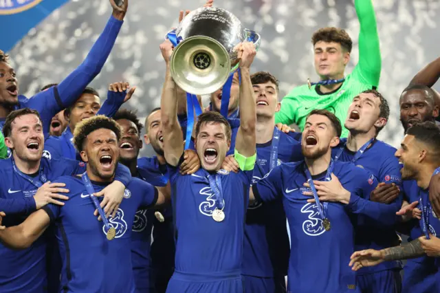 Chelsea lift champions League