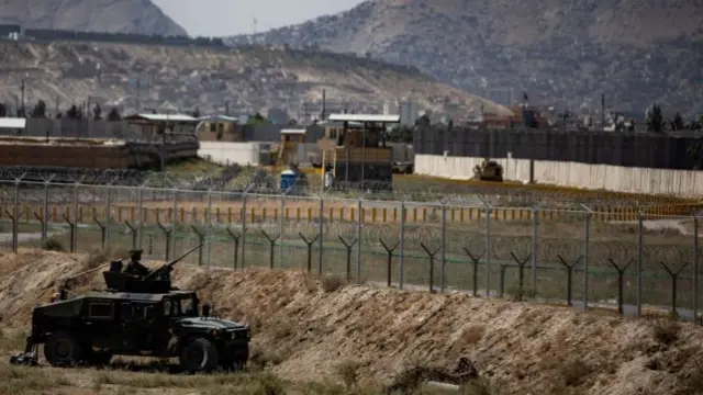 Security operations during evacuations from Hamid Karzai International Airport in Kabul, Afghanistan, 25 August 2021