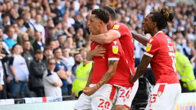 Nottingham Forest celebrate