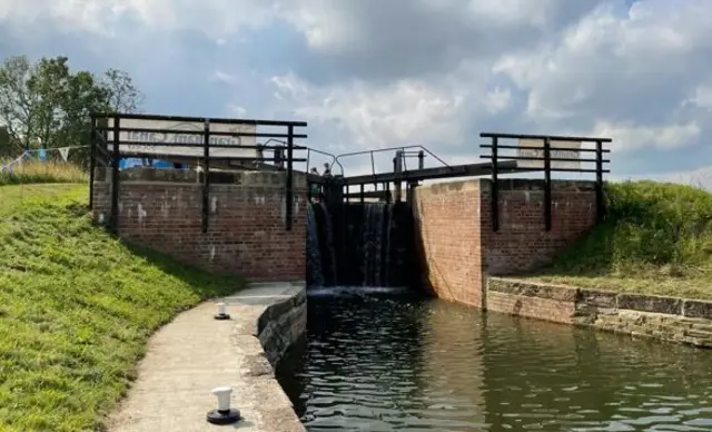 Lock 14