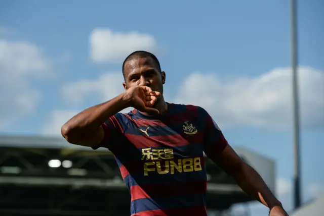 Salomon Rondon celebrates scoring for Newcastle