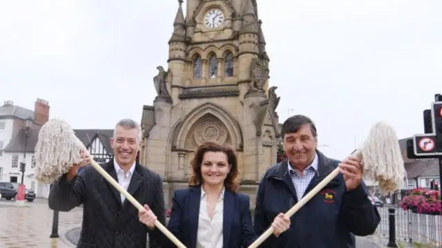 From left Cllr Matt Jennings, Kate Varvedo of Shakespeare's England and Willie Wilson, of Bob Wilson's Funfairs