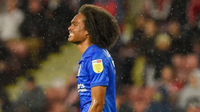 Tahith Chong