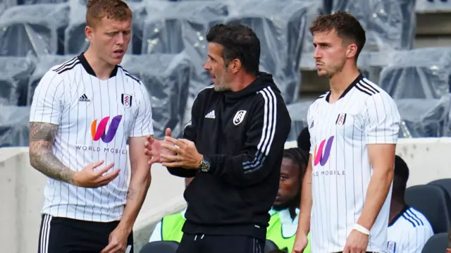 Alfie Mawson, Marco Silva and Joe Bryan