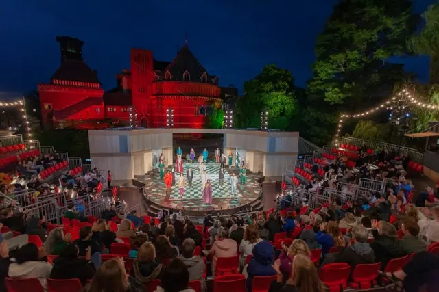 The Lydia and Manfred Gorvy Garden Theatre