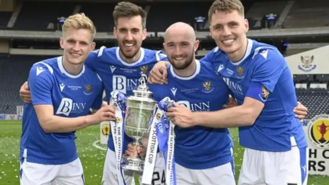 St Johnstone celebrate with Scottish Cup