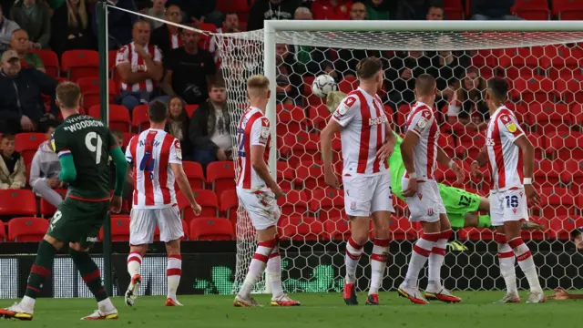 Cauley Woodrow free-kick