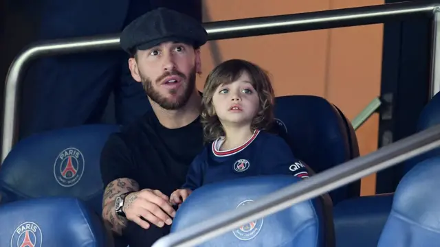 Sergio Ramos and his son watch PSG