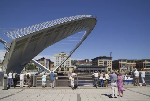 Gateshead Millennium bridge tilts to open