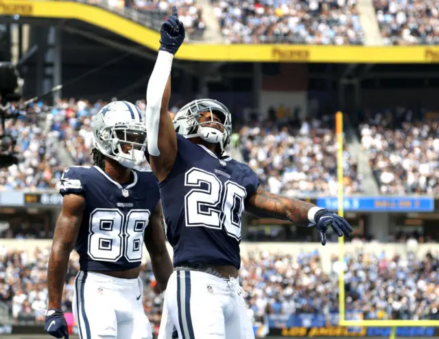 Tony Pollard celebrates a touchdown for the Dallas Cowboys