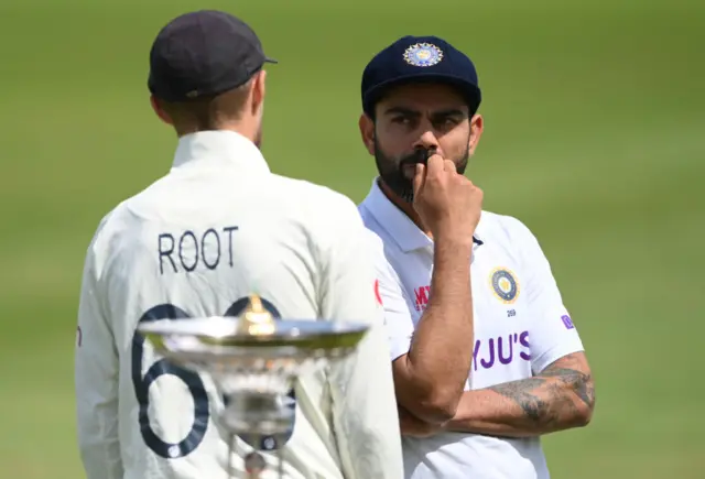 Joe Root and Virat Kohli