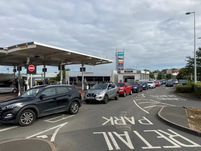 Leamington Shopping Park, Leamington Spa .