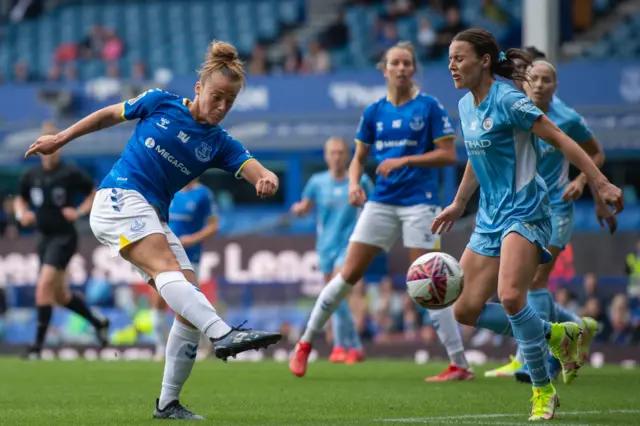 Everton v Manchester City