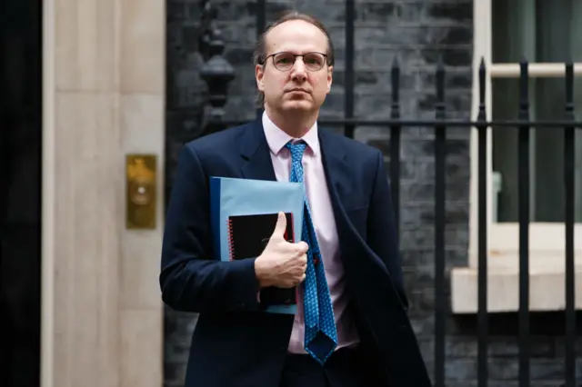 Martin Reynolds outside Downing Street on 8 December 2020