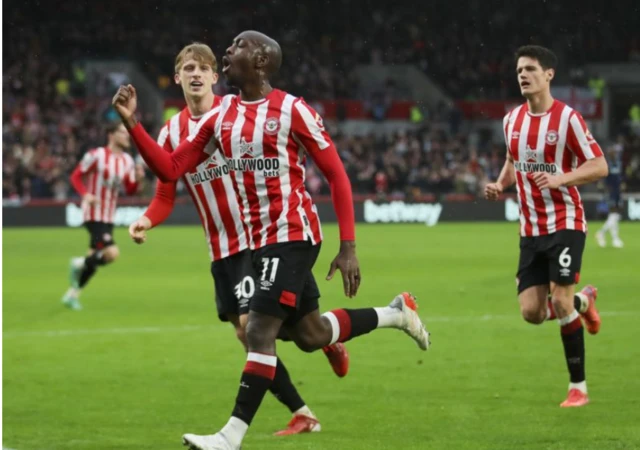 Brentford players celebrate