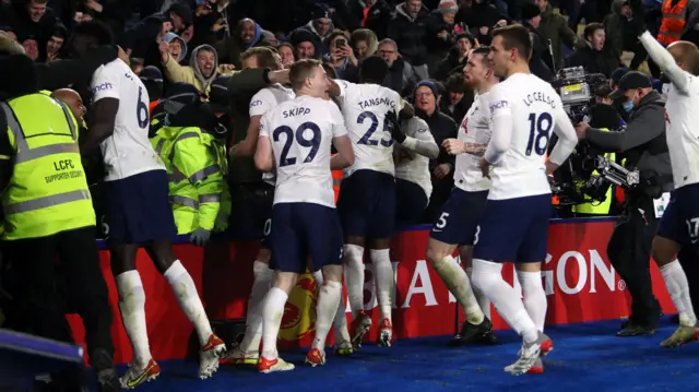 Tottenham players celebrate