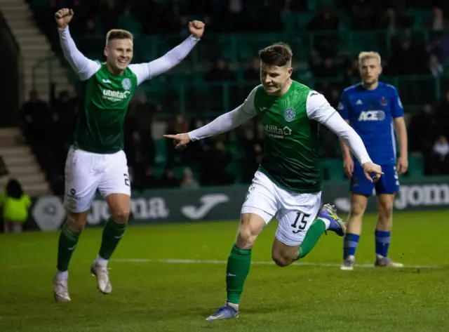 Kevin Nisbet celebrates scoring the extra-time winner for Hibs