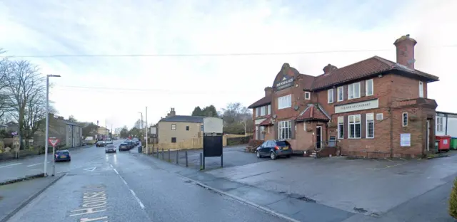 The Shoulder of Mutton pub, in Carr House Road.