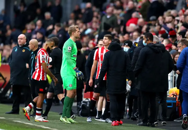 Brentford players off the pitch