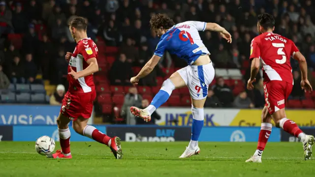 Sam Gallagher scores for Blackburn