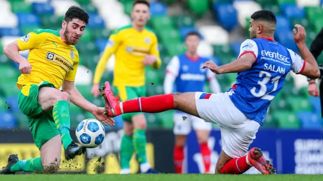 Cliftonville v Linfield preview