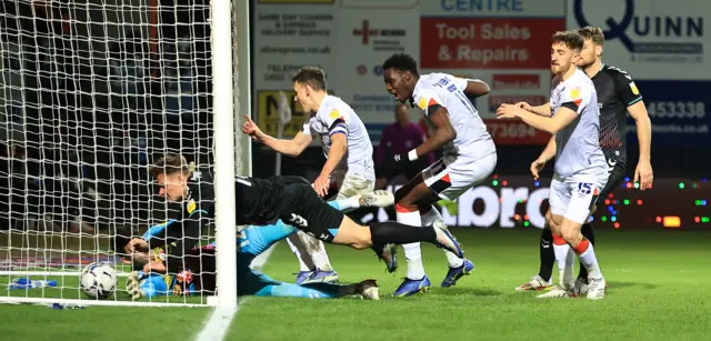 Elijah Adebayo scores for Luton