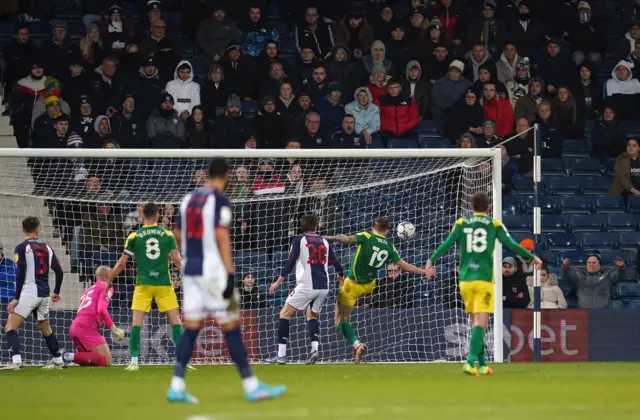 Emil Riis Jakobsen scores for Preston