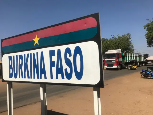 Border post between Ghana and Burkina Faso - Wednesday 26 January 2022