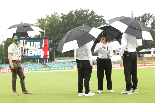 Umpires in Canberra