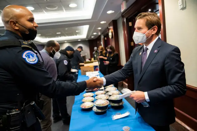 The Congressman hands out free lunches