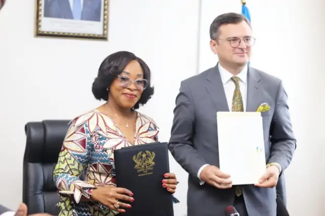 Ukraine's Foreign Minister with his Ghanain counterpart Shirley Ayorkor Botchwey in Accra