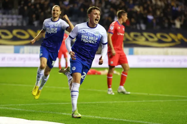 Nathan Broadhead celebrates