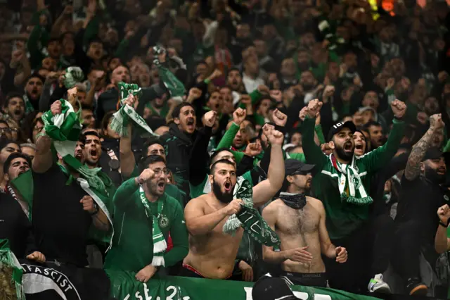 Omonia fans