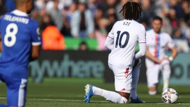 Eberechi Eze taking the knee before the game.