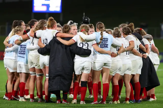 England huddle