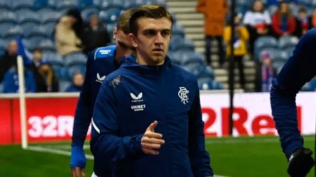 Ridvan Yilmaz warming up at Ibrox