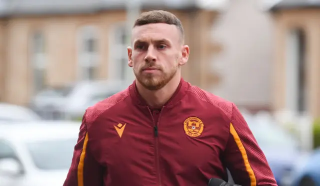 Connor Shields arriving at Fir Park